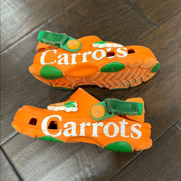 CROCS  Carrots kids size 9 - Picture 7 of 11